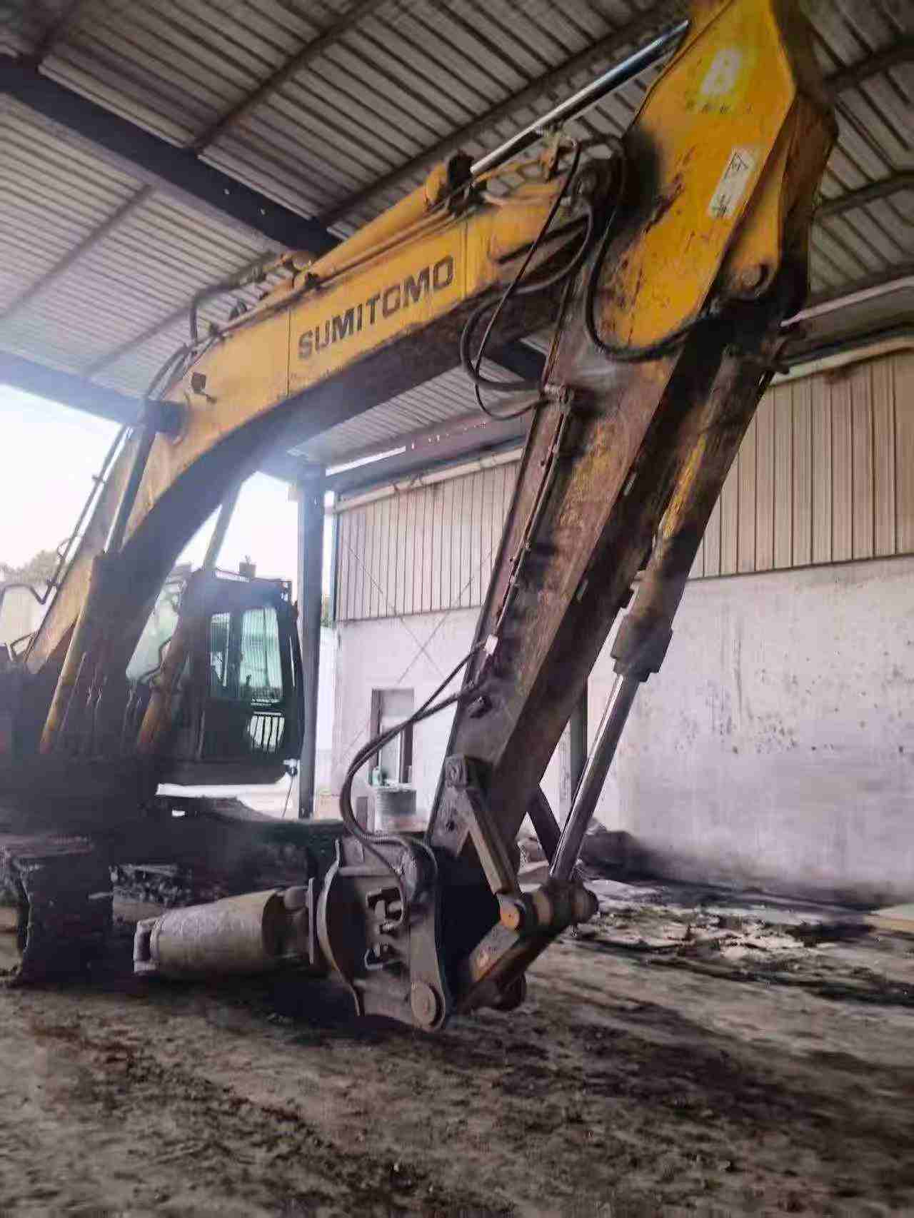 Buy Sumitomo SH360-5 Used Excavator / 3 Buy Sumitomo SH360-5 Used Excavator / 3