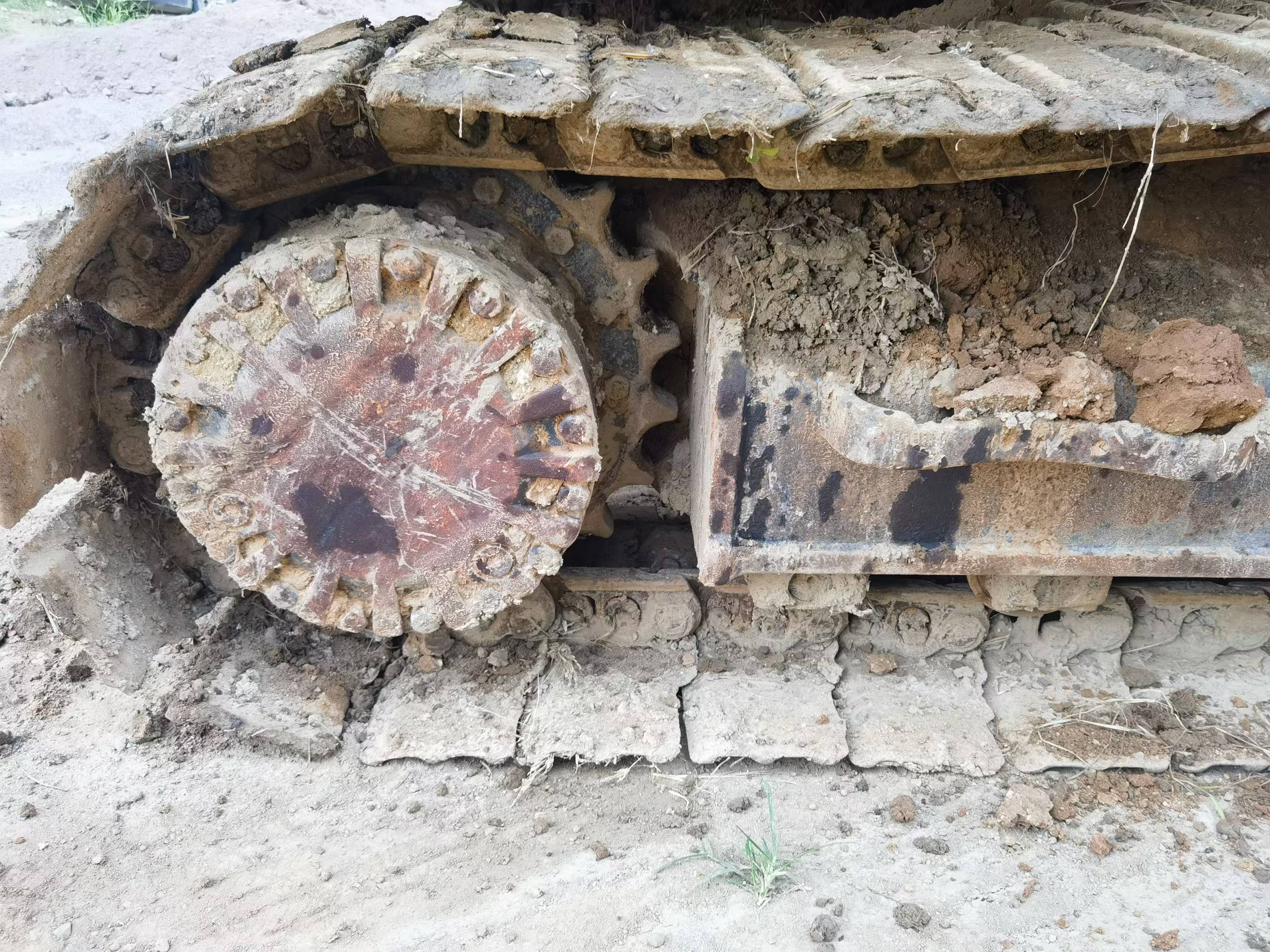 Buy Caterpillar 320D2GC Used Excavator / 8