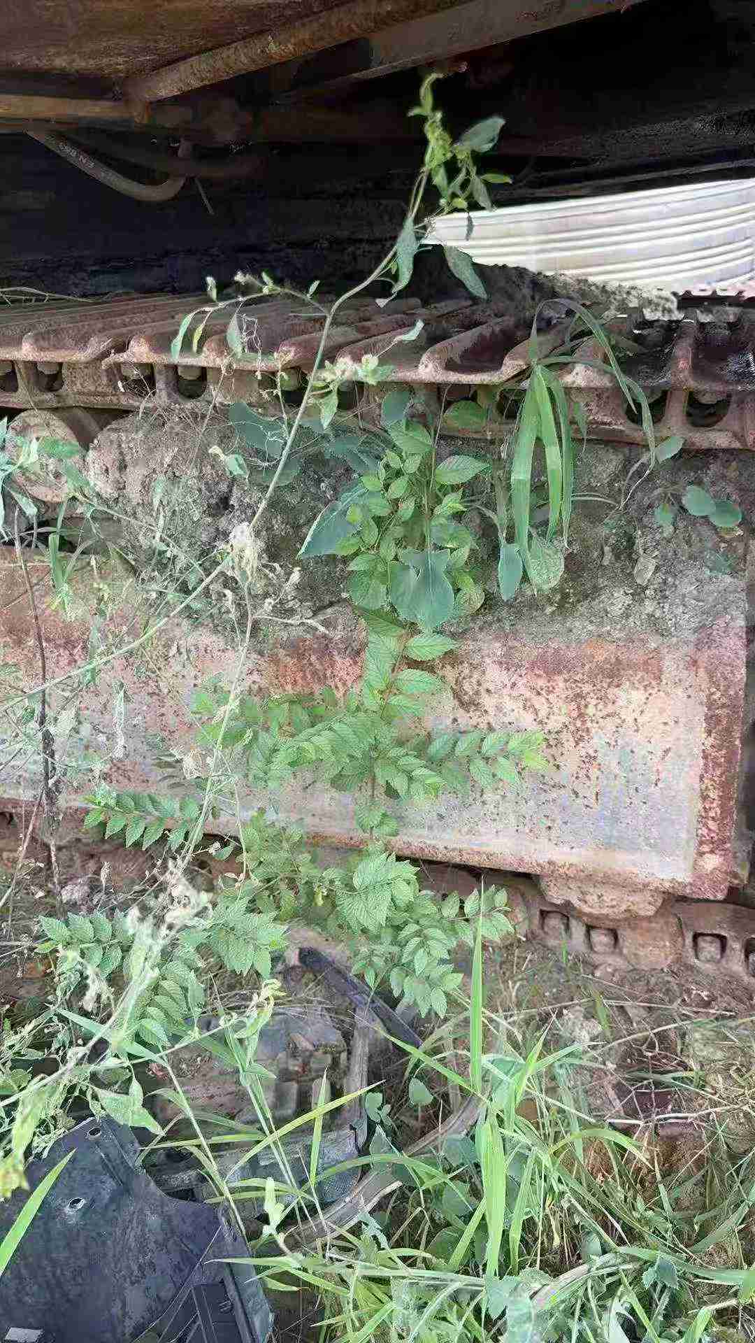 Buy Hitachi EX200-5 Used Excavator / 4 Buy Hitachi EX200-5 Used Excavator / 4