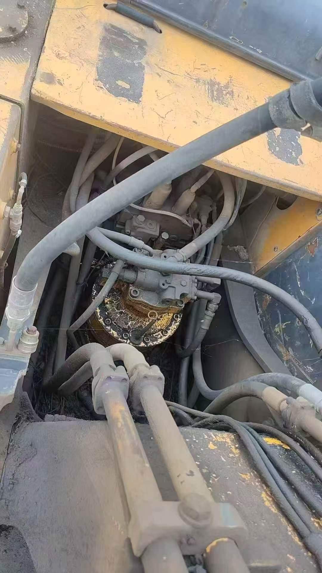 Buy Hyundai R265LC-7 Used Excavator / 7
