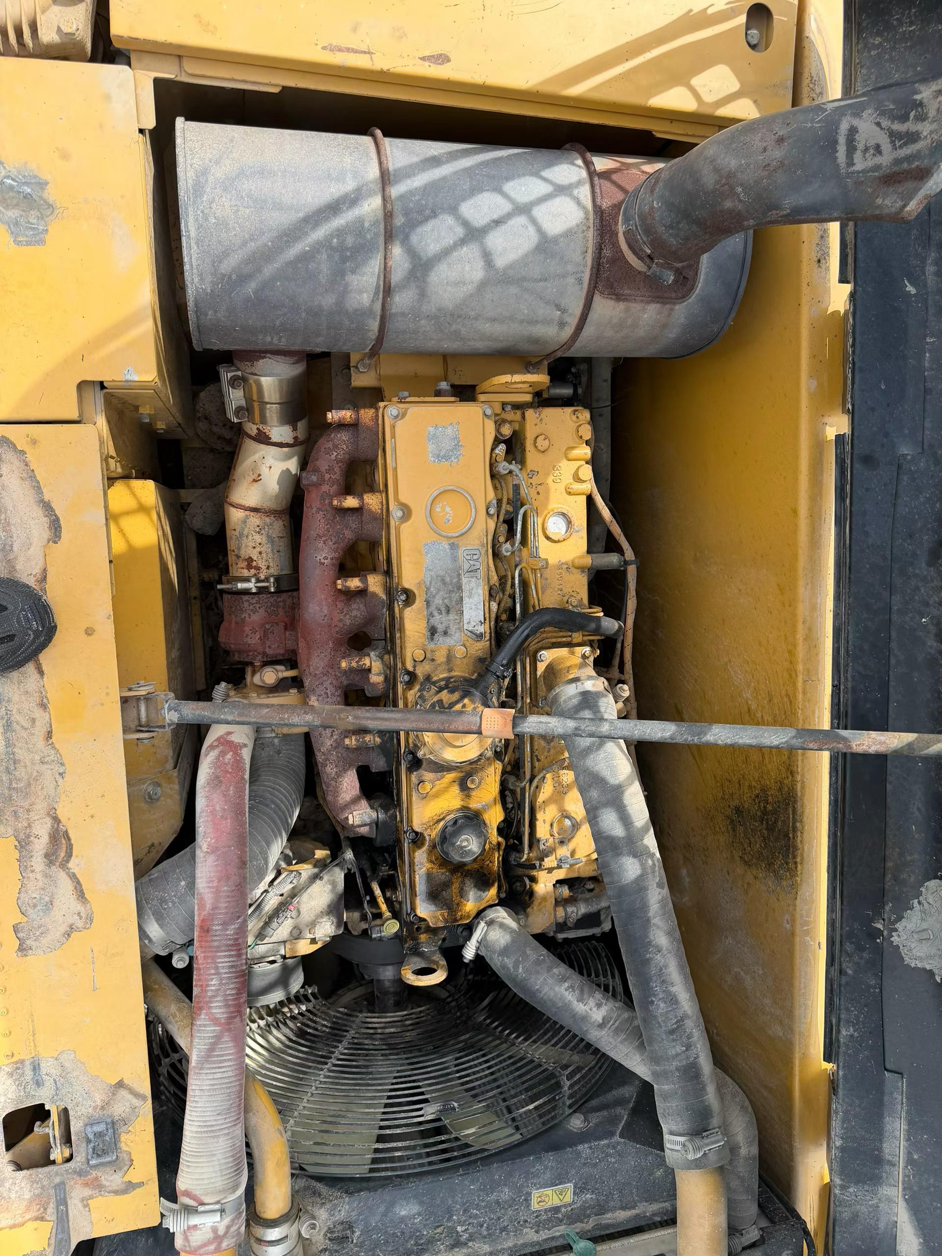 Buy Caterpillar 320D Used Excavator / 7