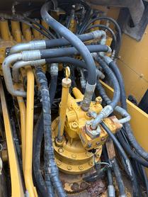 Buy Caterpillar 323D2L Used Excavator / 7 Buy Caterpillar 323D2L Used Excavator / 7