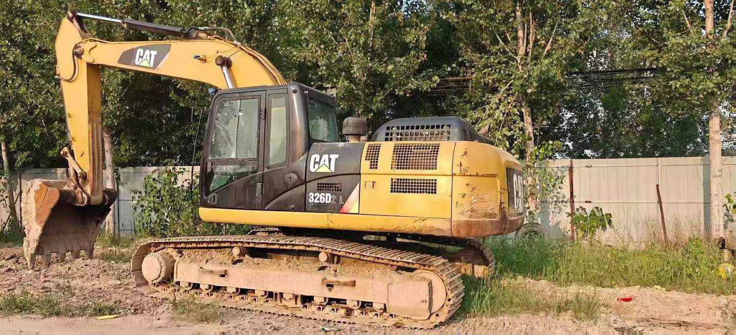 Buy Caterpillar 326DL Used Excavator / 1