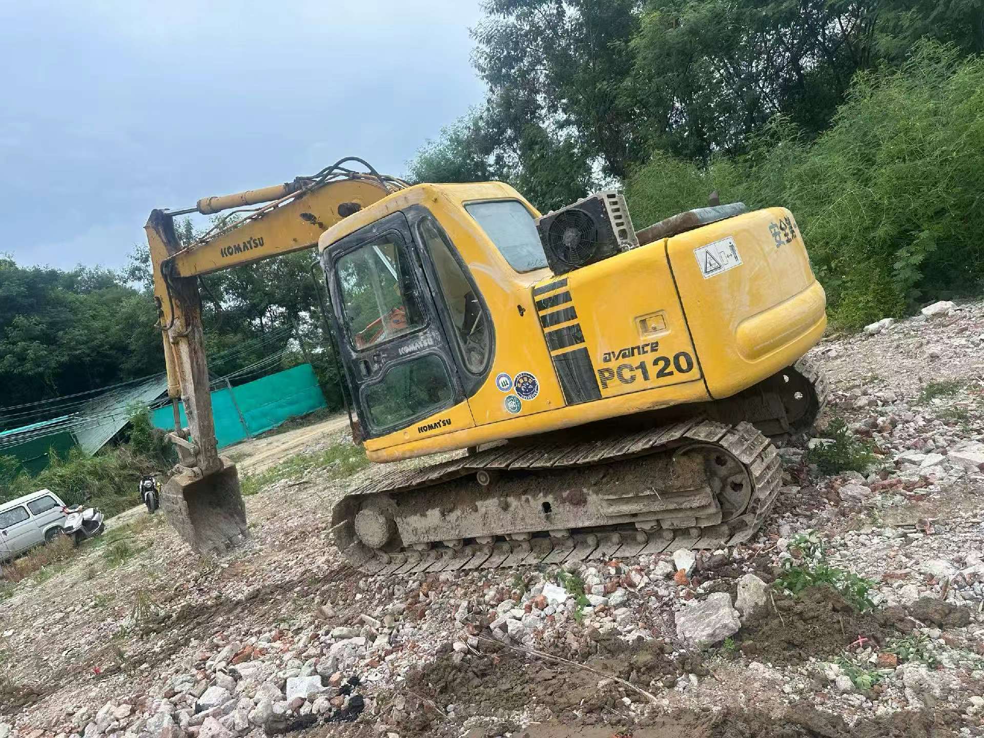 Buy Komatsu PC120-6 Used Excavator / 1
