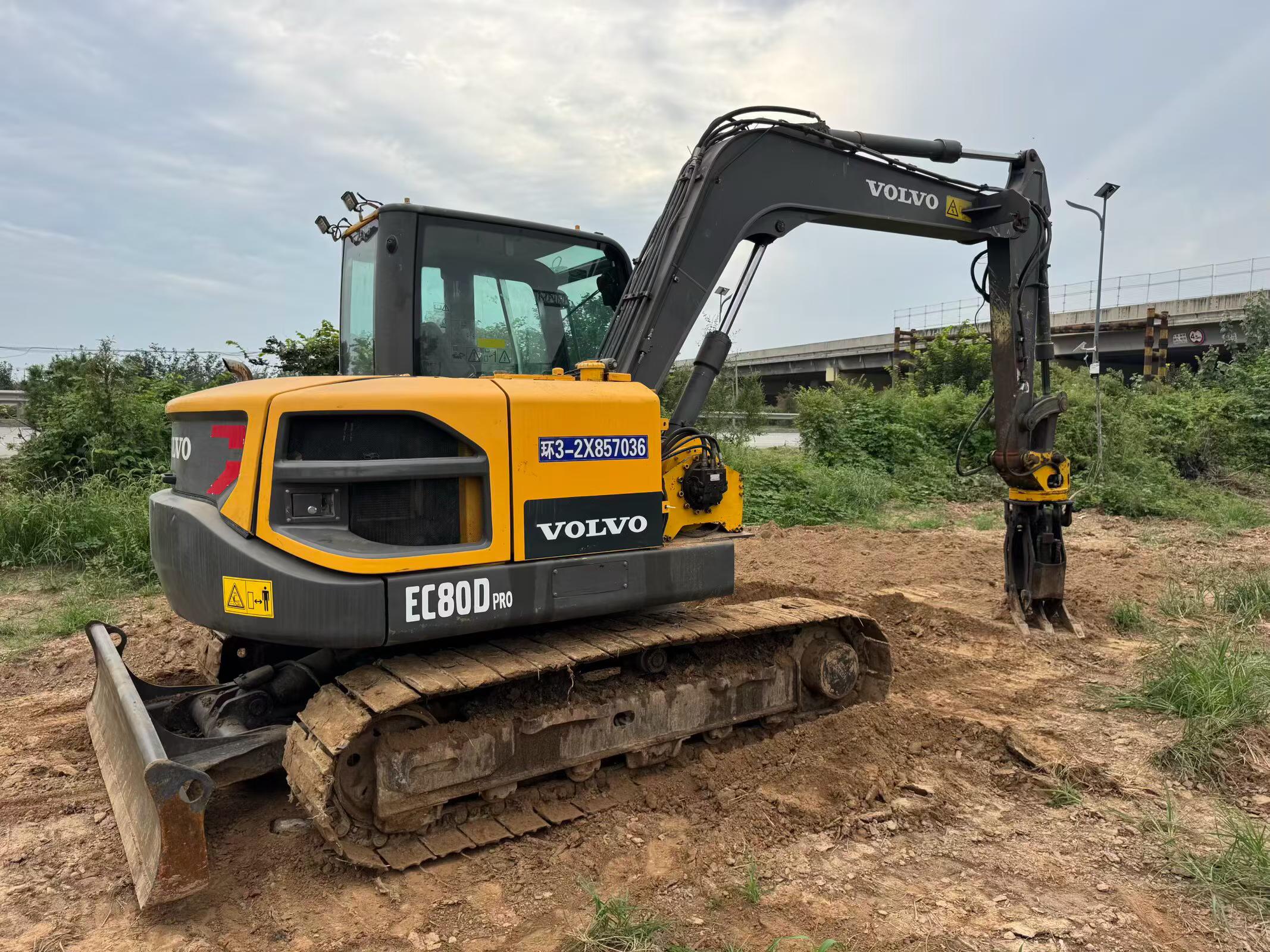 Buy Volvo EC80D Used Excavator / 7 Buy Volvo EC80D Used Excavator / 7