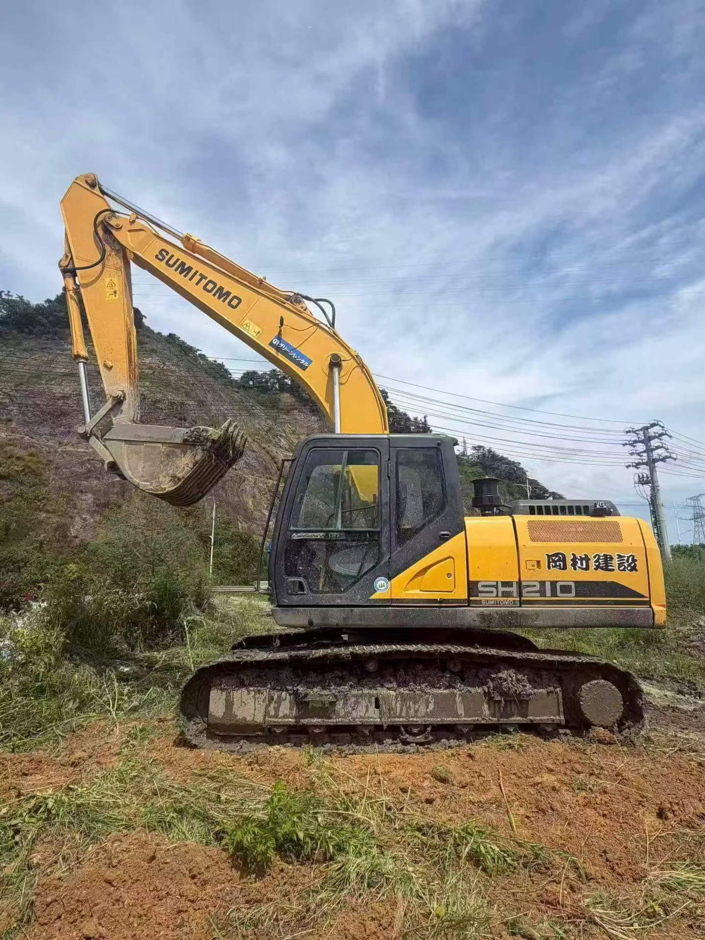 Buy Sumitomo SH210-5 Used Excavator / 1