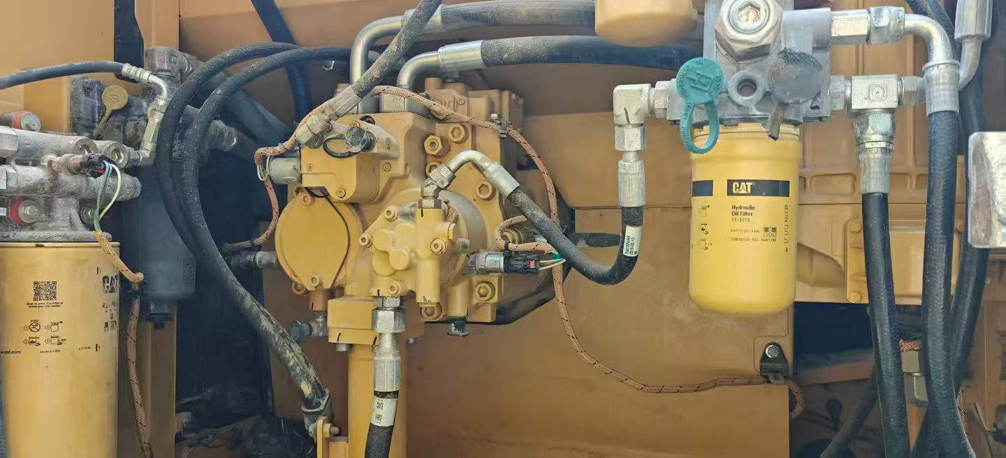 Buy Caterpillar 326DL Used Excavator / 4 Buy Caterpillar 326DL Used Excavator / 4