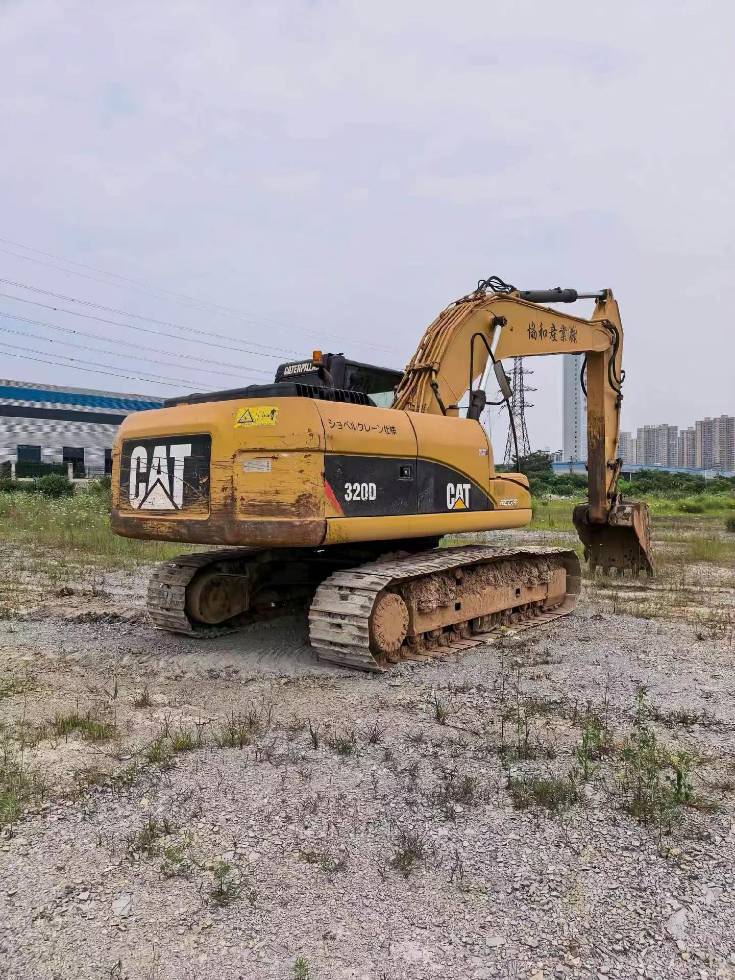 Buy Caterpillar 320D Used Excavator / 2 Buy Caterpillar 320D Used Excavator / 2