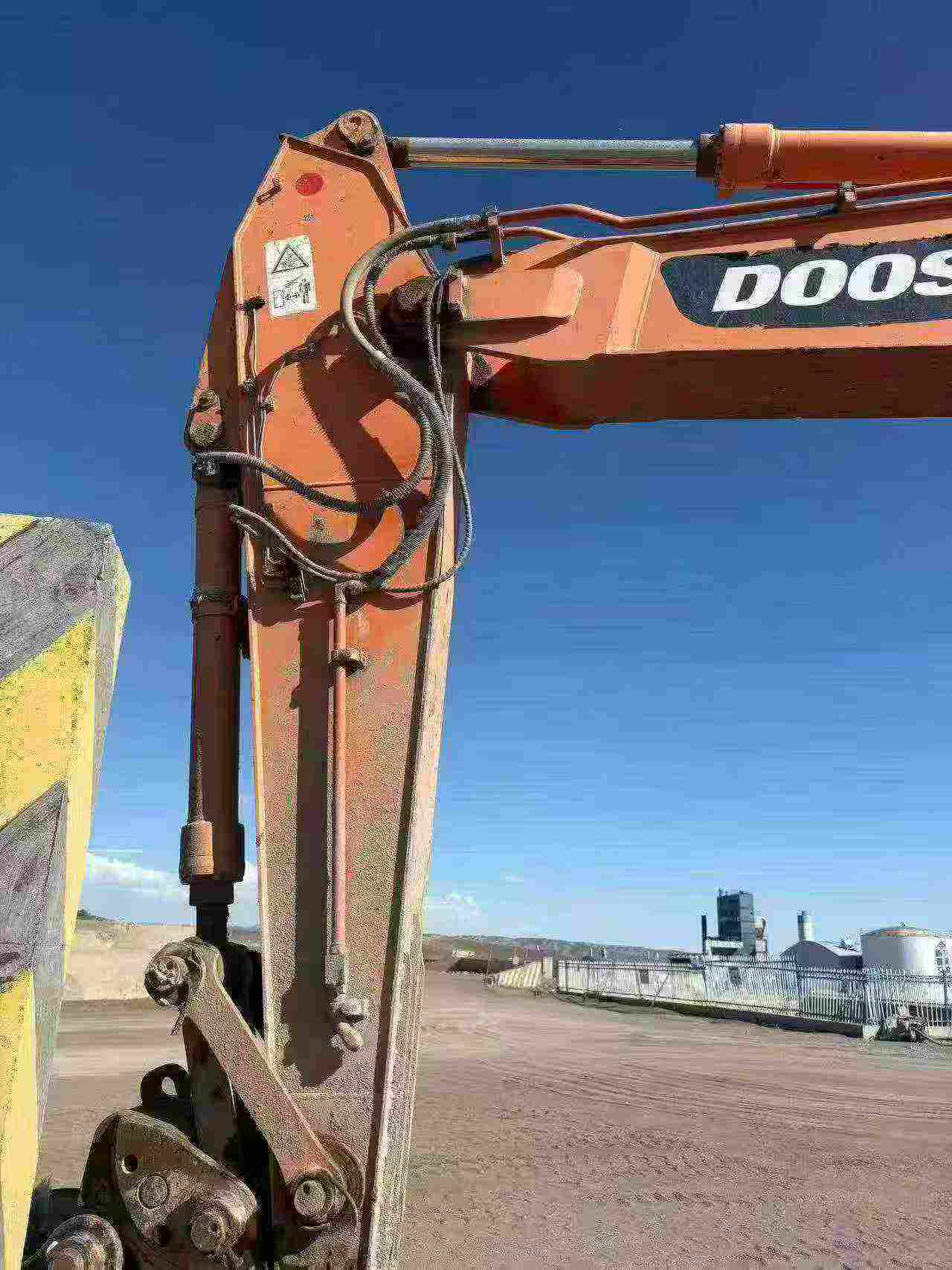Buy Doosan DX210W Used Excavator / 4 Buy Doosan DX210W Used Excavator / 4