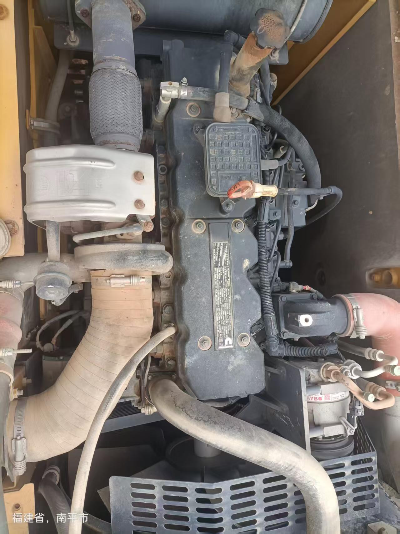 Buy XCMG XE205DA Used Excavator / 8