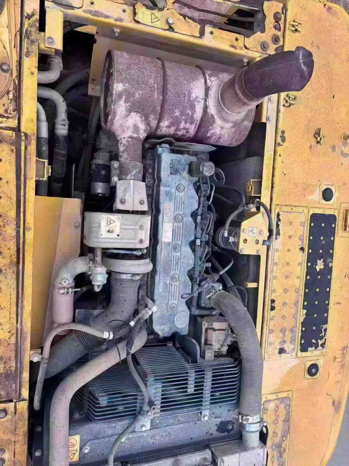 Buy Komatsu PC220-8 Used Excavator / 4