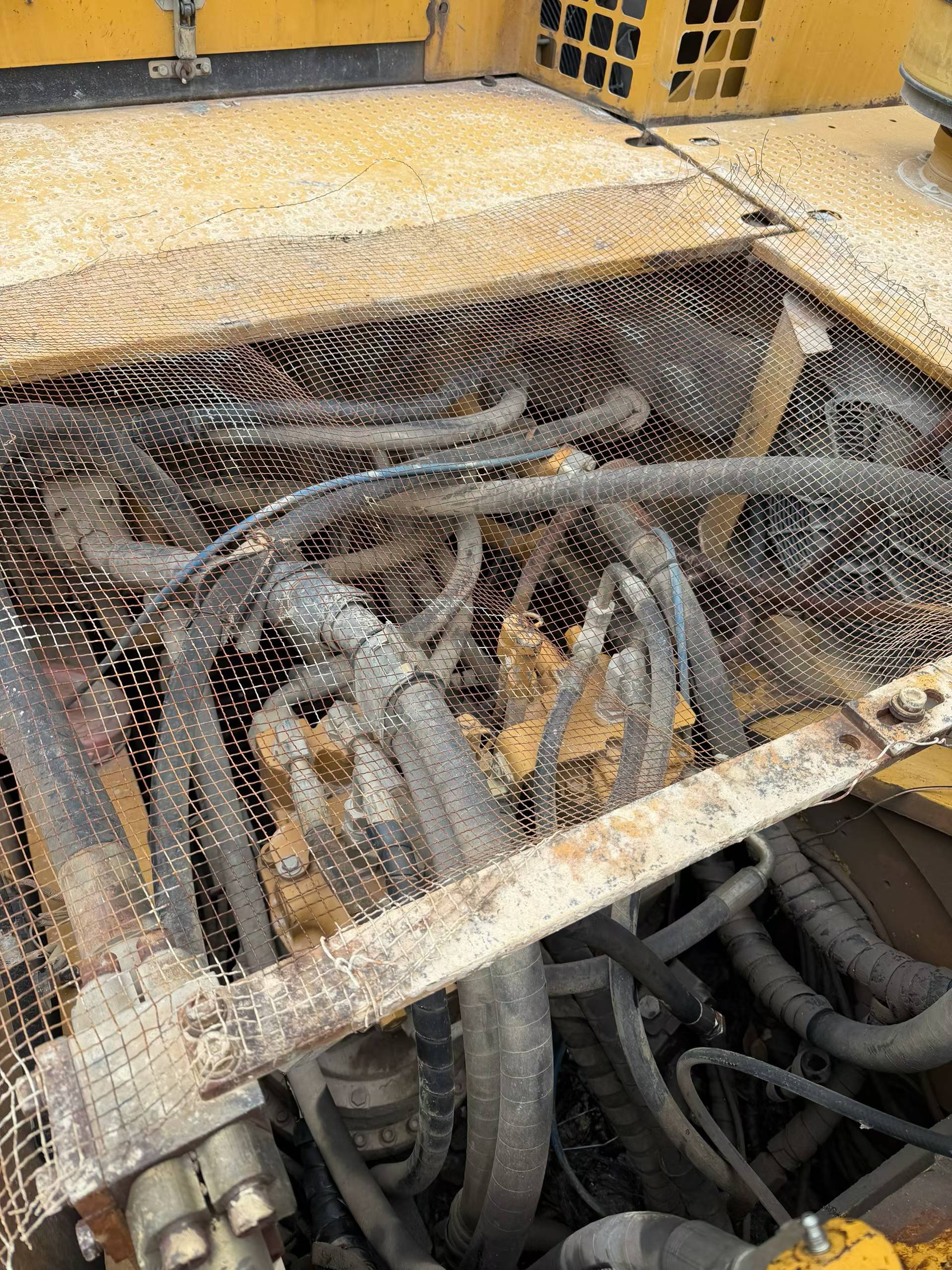Buy Caterpillar 349E Used Excavator / 6