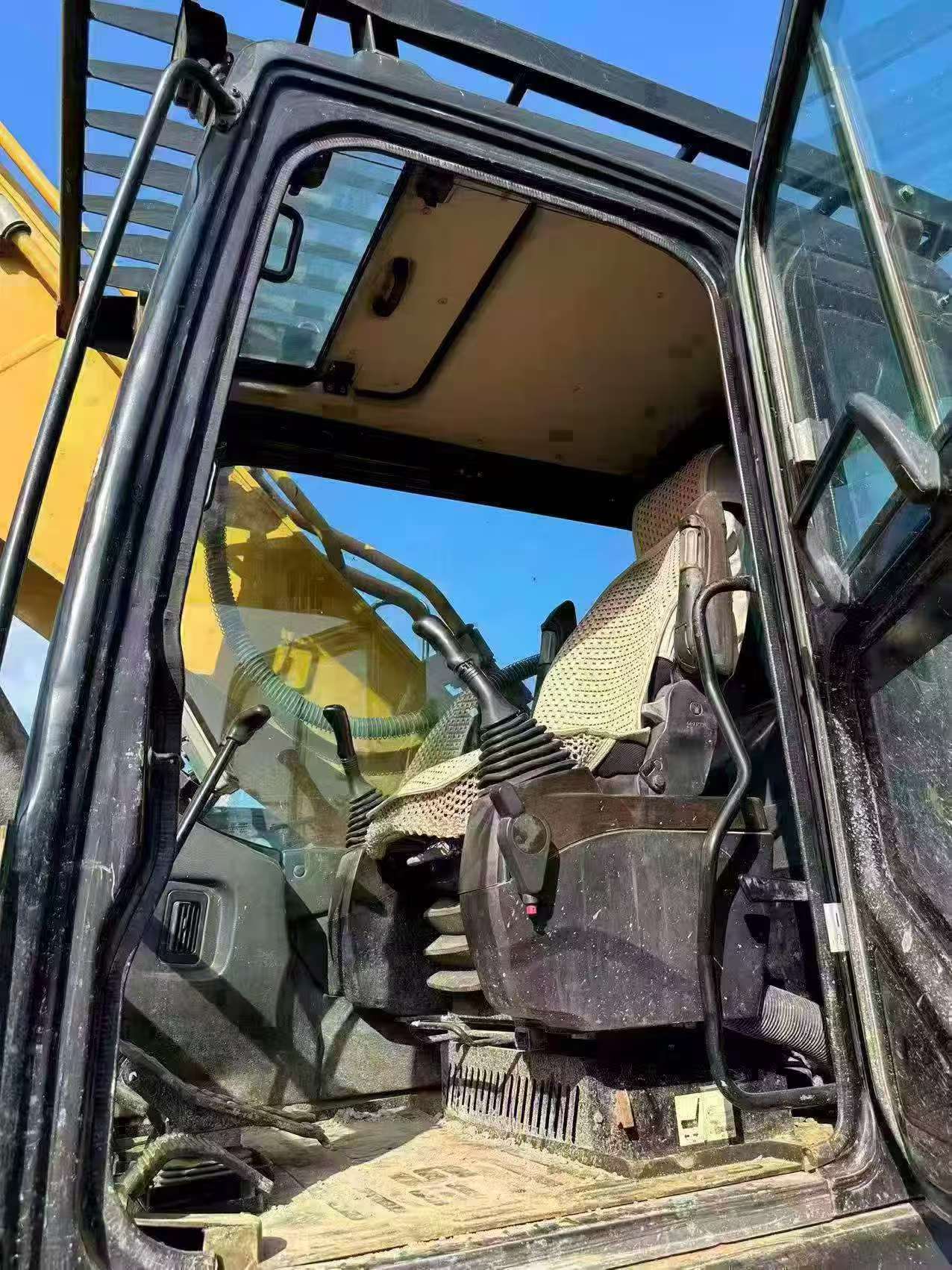 Buy Sany SY375H Used Excavator / 9 Buy Sany SY375H Used Excavator / 9