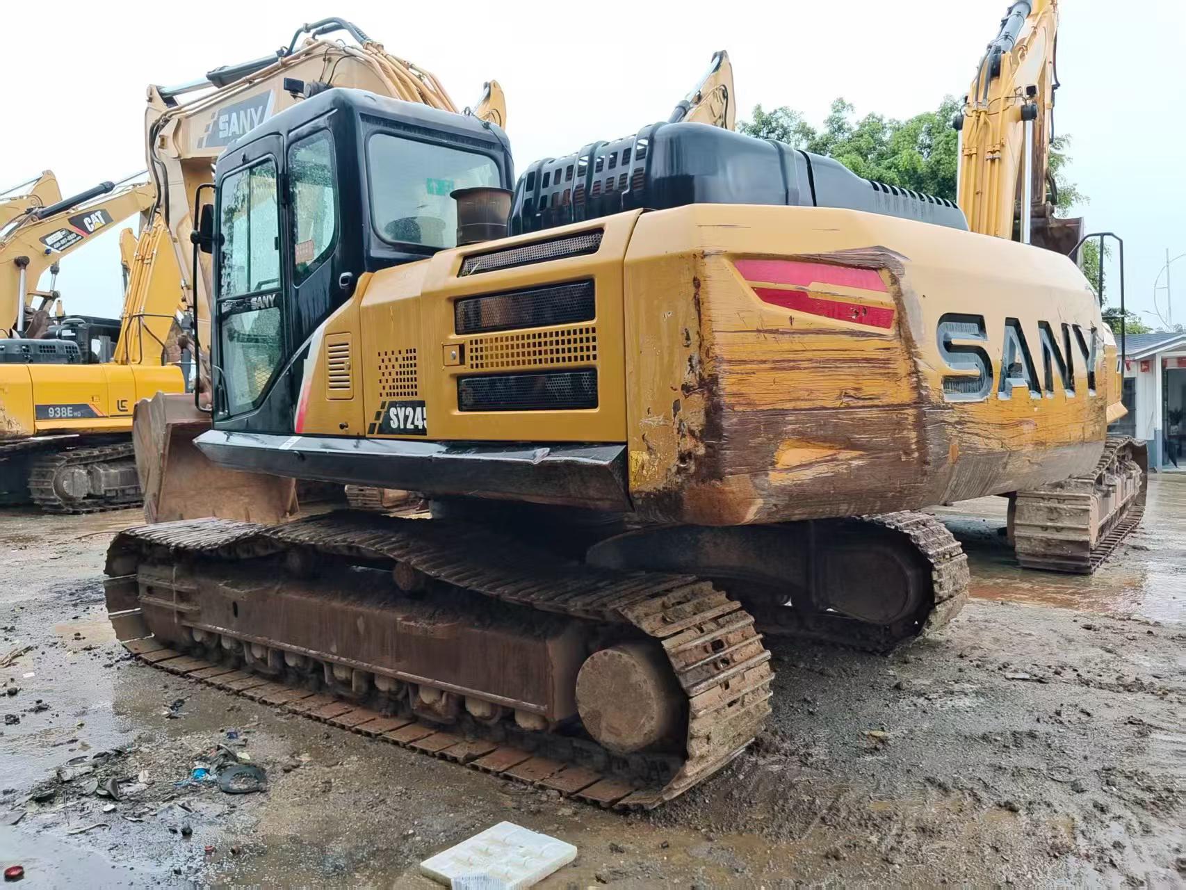 Buy Sany SY245H Used Excavator / 2 Buy Sany SY245H Used Excavator / 2