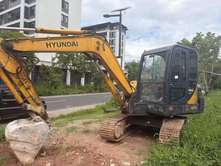 Buy Hyundai R60-7 Used Excavator / 1