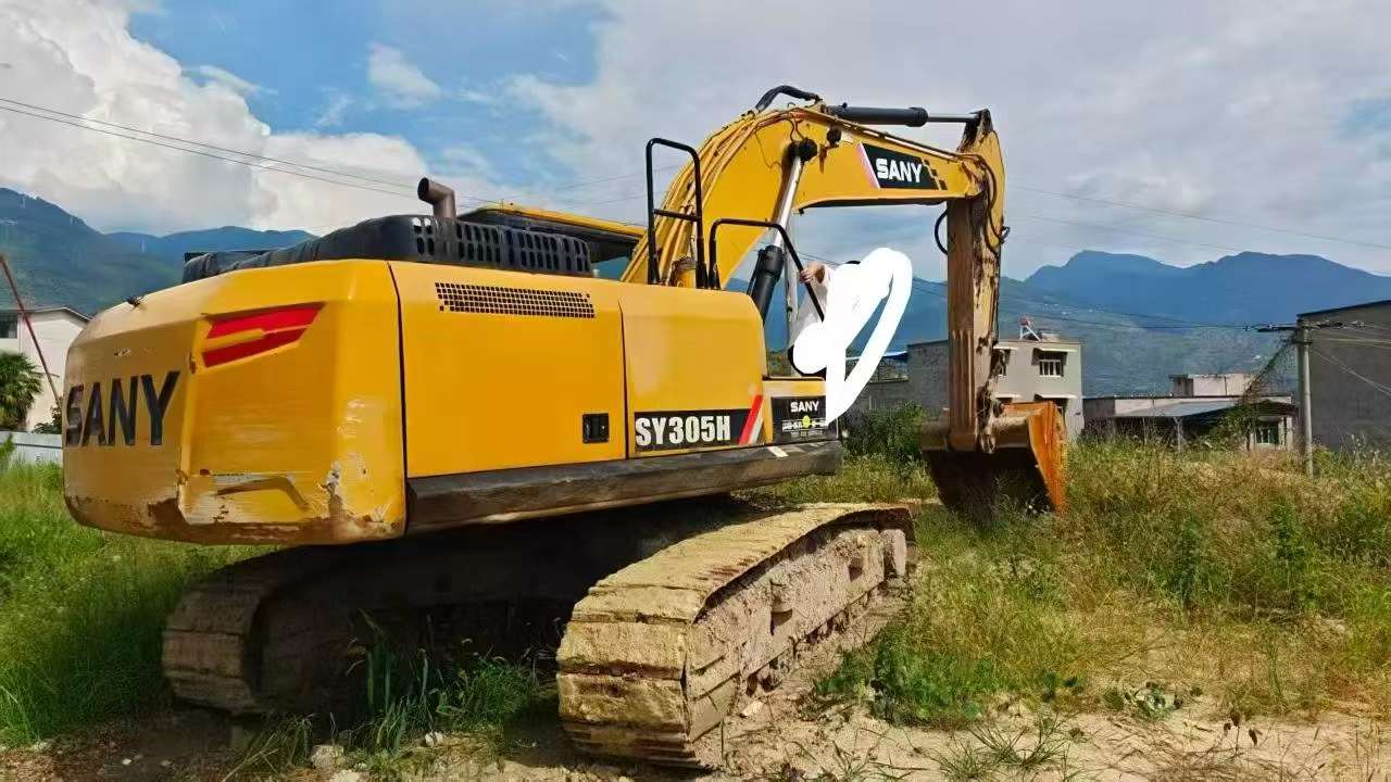 Buy Sany SY245H Used Excavator / 5 Buy Sany SY245H Used Excavator / 5