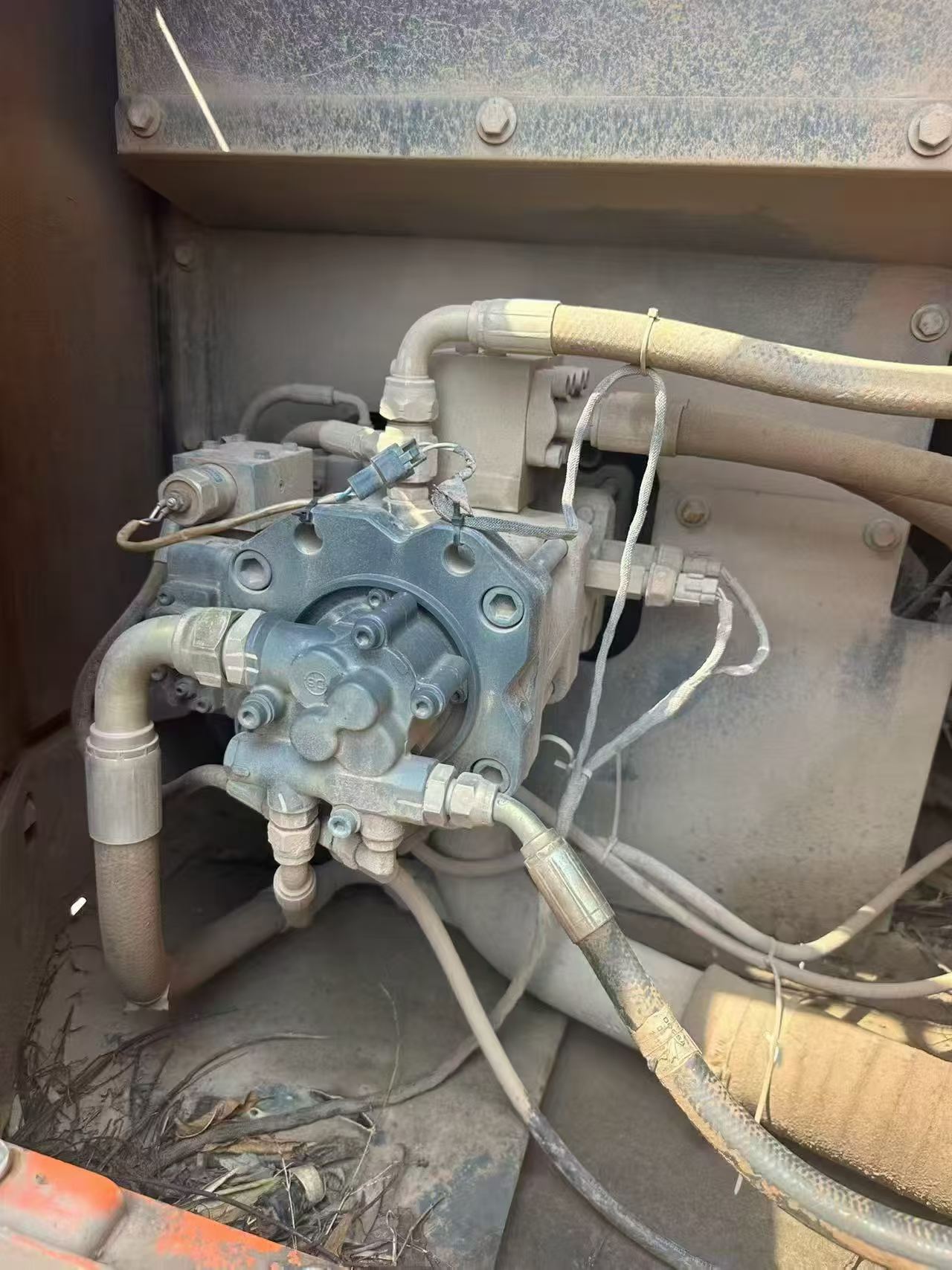 Buy Doosan S130W-3 Used Excavator / 3