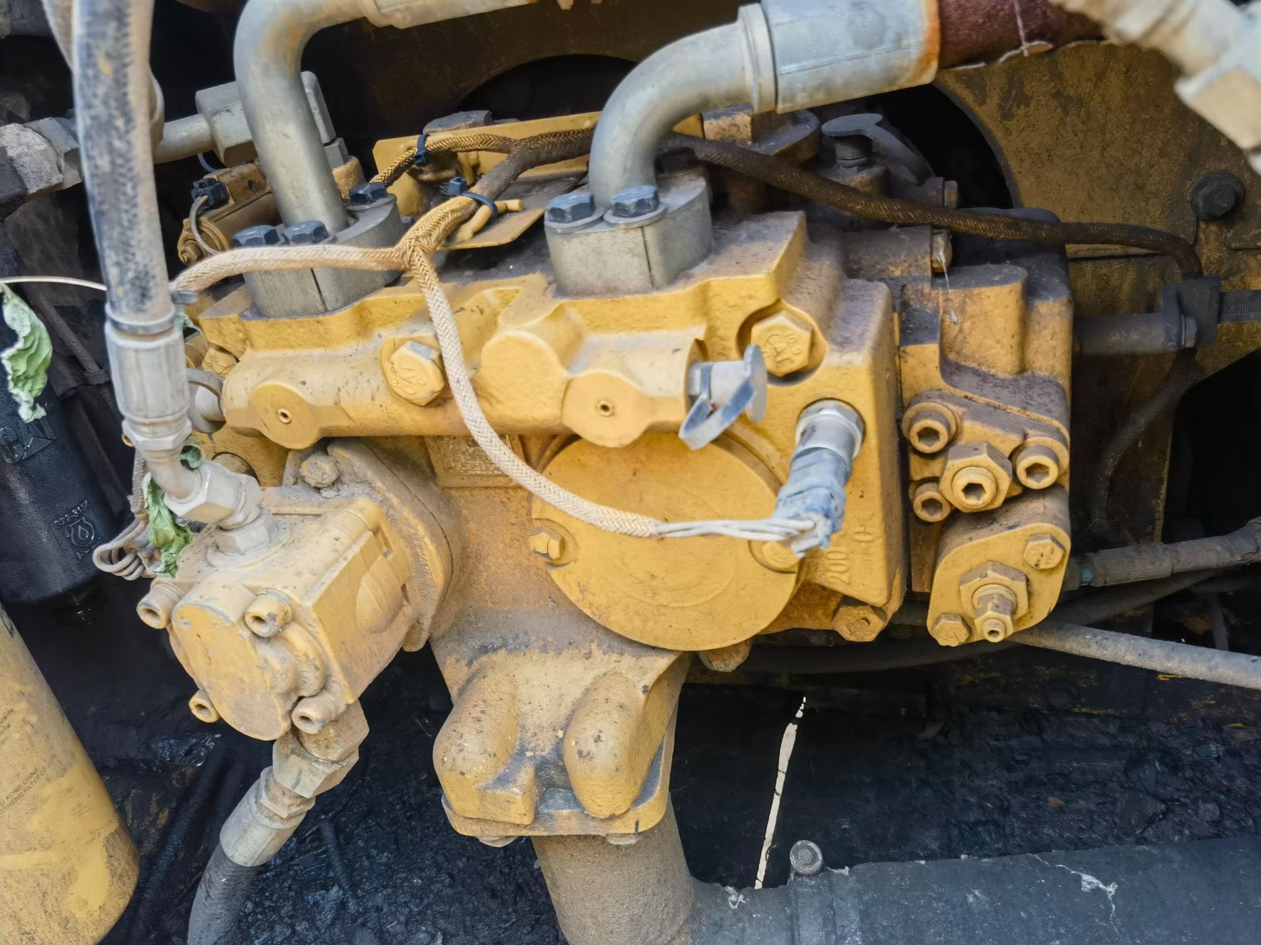 Buy Caterpillar 320D2GC Used Excavator / 4