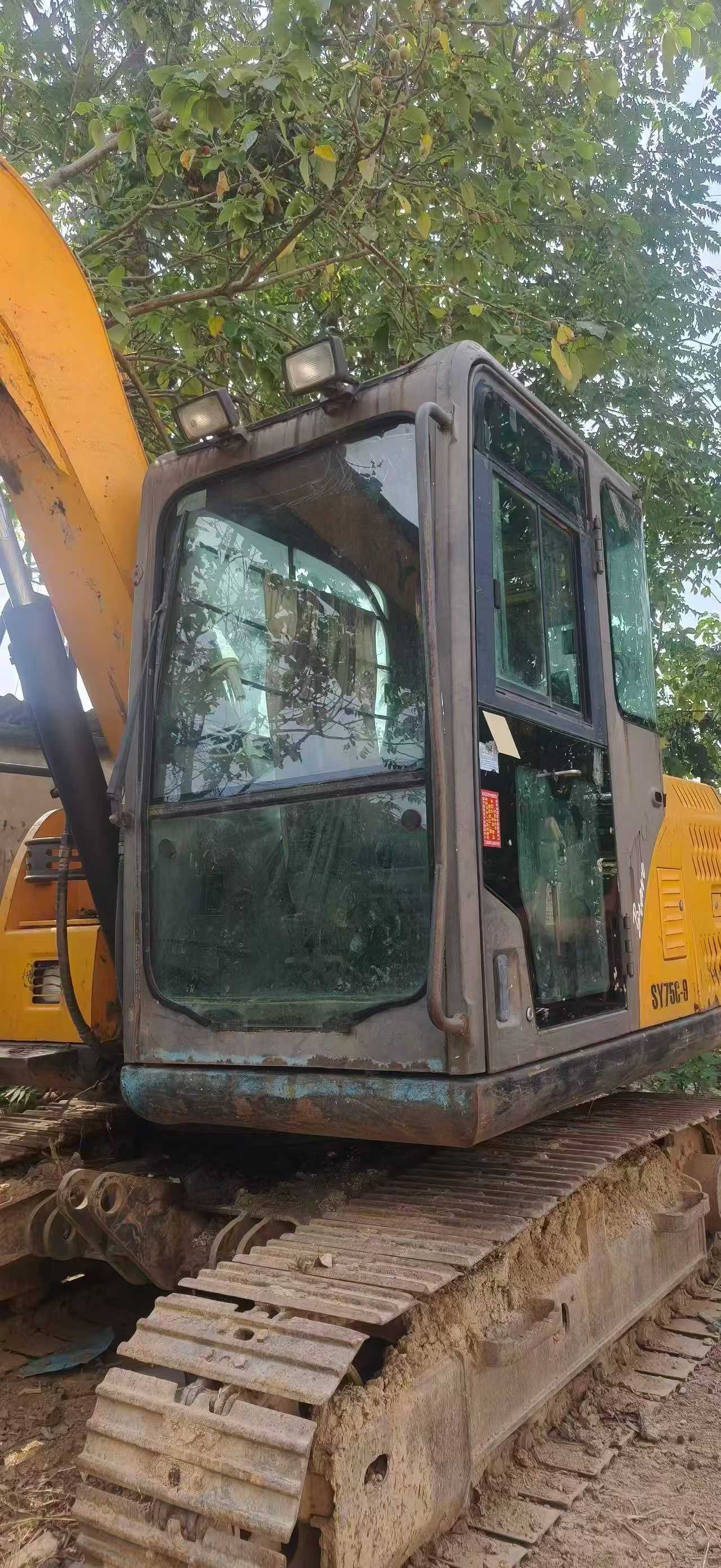 Buy Sany SY75 Used Excavator / 2