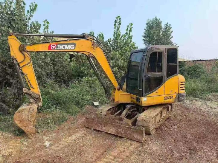 Buy XCMG XE60 Used Excavator / 1