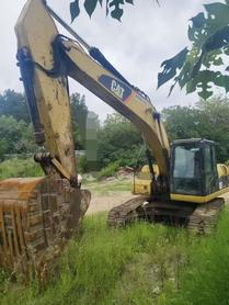 Buy Caterpillar 323DL Used Excavator / 3 Buy Caterpillar 323DL Used Excavator / 3