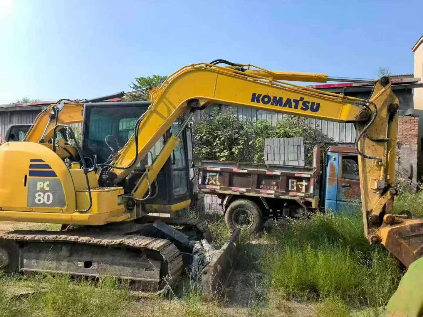 Buy Komatsu PC60 Used Excavator / 1