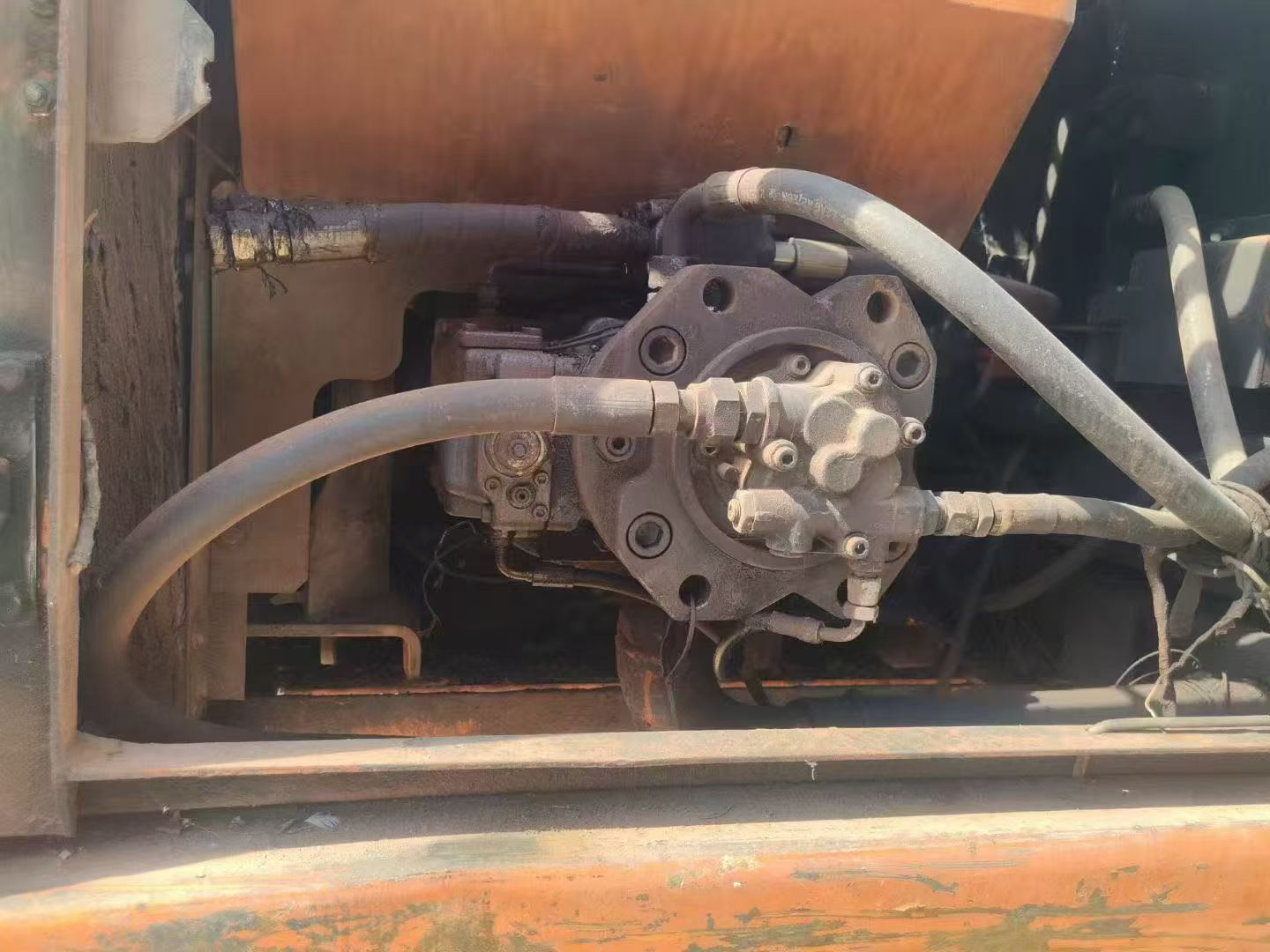 Buy Doosan DH225-7 Used Excavator / 3