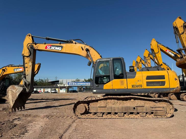 Buy XCMG XE305D Used Excavator / 1