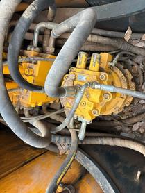Buy Hyundai R215-7 Used Excavator / 4 Buy Hyundai R215-7 Used Excavator / 4