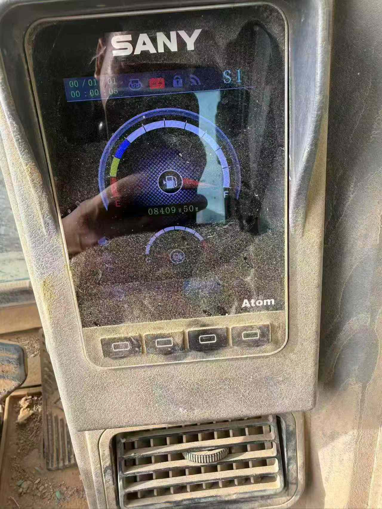 Buy Sany SY75 Used Excavator / 5