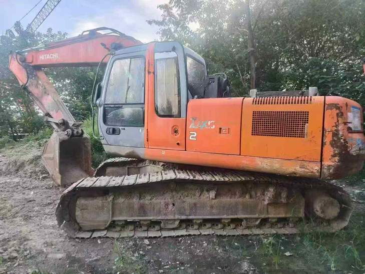 Buy Hitachi EX210-5 Used Excavator / 1