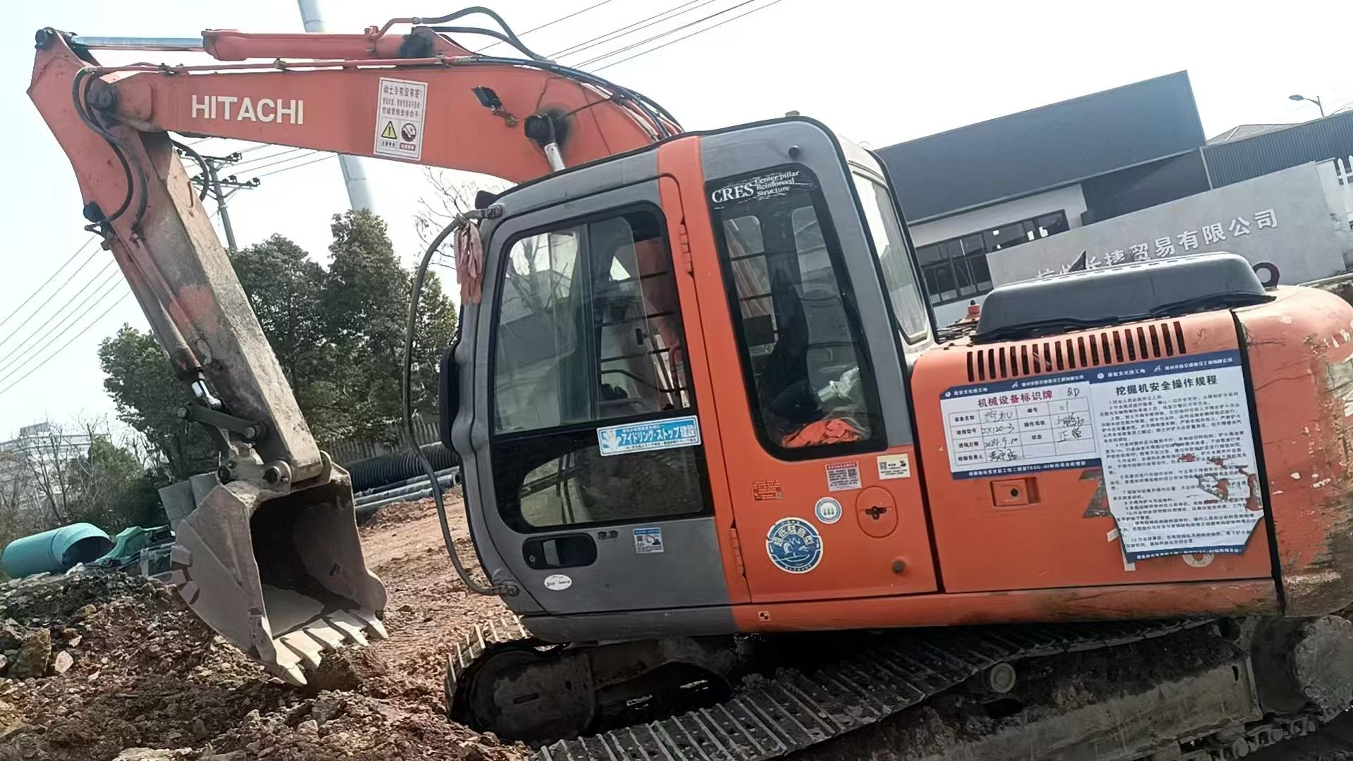 Buy Hitachi EX120-6 Used Excavator / 3