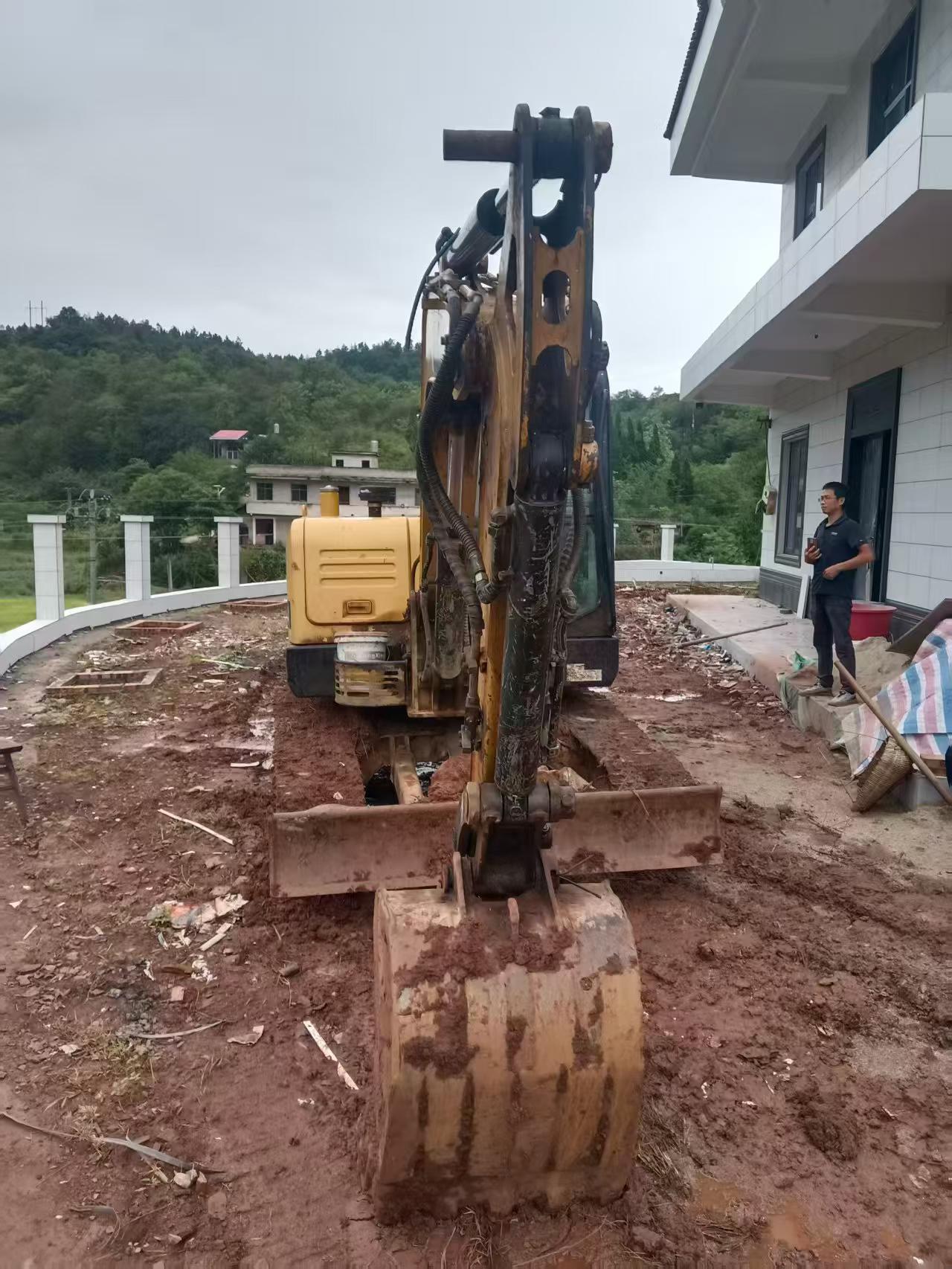 Buy Sany Used Excavator / 6