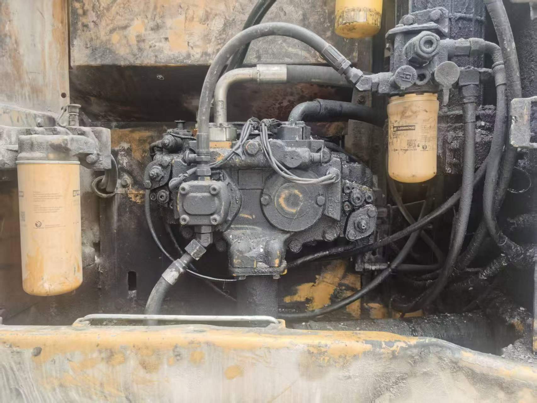 Buy Caterpillar 320D Used Excavator / 4