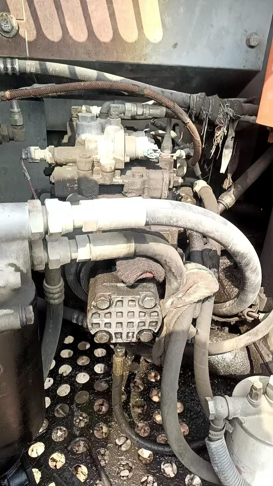 Buy Hitachi EX120-6 Used Excavator / 5