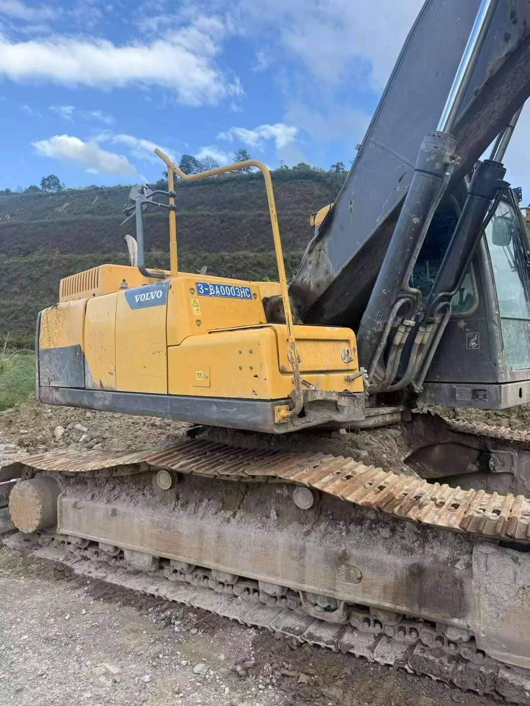 Buy Volvo L250G Used Excavator / 5 Buy Volvo L250G Used Excavator / 5