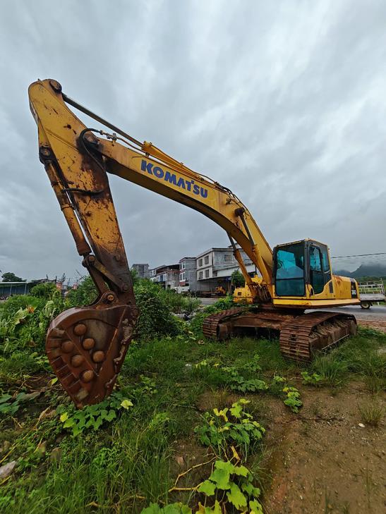 Buy Komatsu PC360-7 Used Excavator / 1
