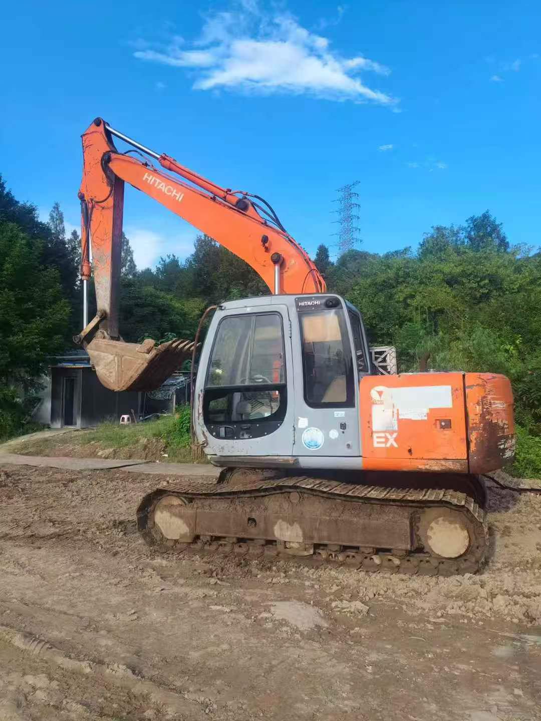Buy Hitachi EX120-5 Used Excavator / 2