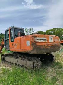 Buy Hitachi EX200-3 Used Excavator / 2 Buy Hitachi EX200-3 Used Excavator / 2