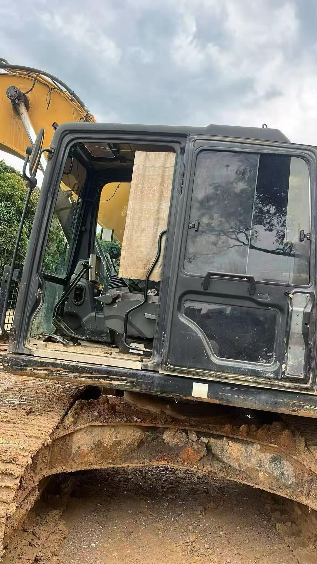 Buy Sany SY215C Used Excavator / 6