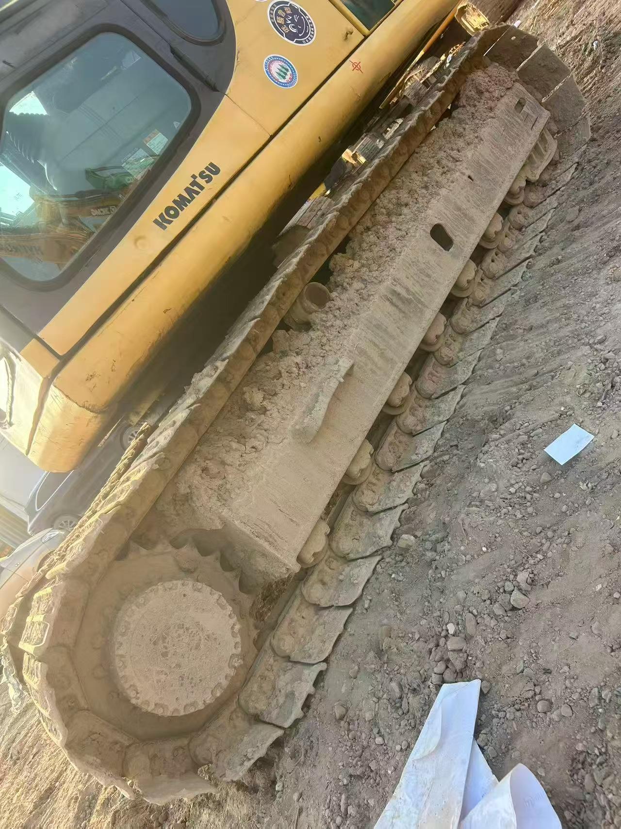 Buy Komatsu PC120-6 Used Excavator / 6 Buy Komatsu PC120-6 Used Excavator / 6