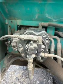 Buy Kobelco SK260LC-8 Used Excavator / 4 Buy Kobelco SK260LC-8 Used Excavator / 4