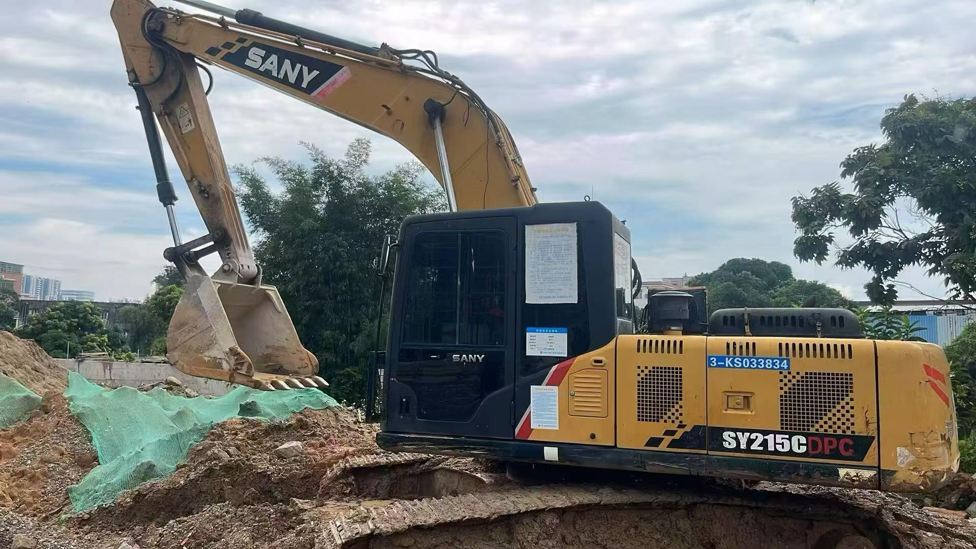 Buy Sany SY215C Used Excavator / 2