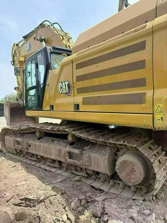 Buy Caterpillar 349E Used Excavator / 1