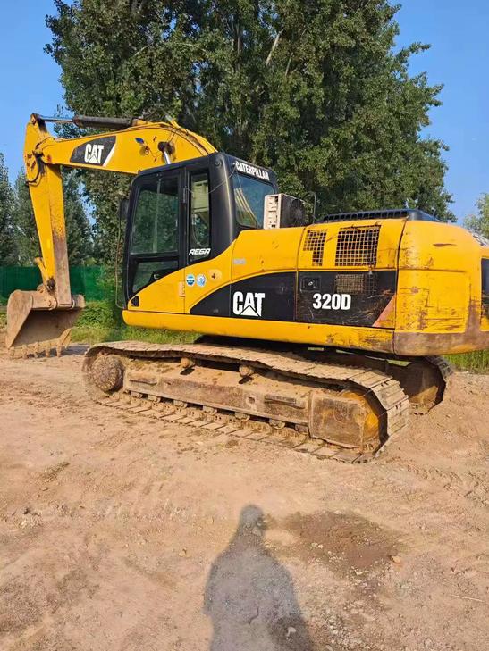 Buy Caterpillar 320D Used Excavator / 1