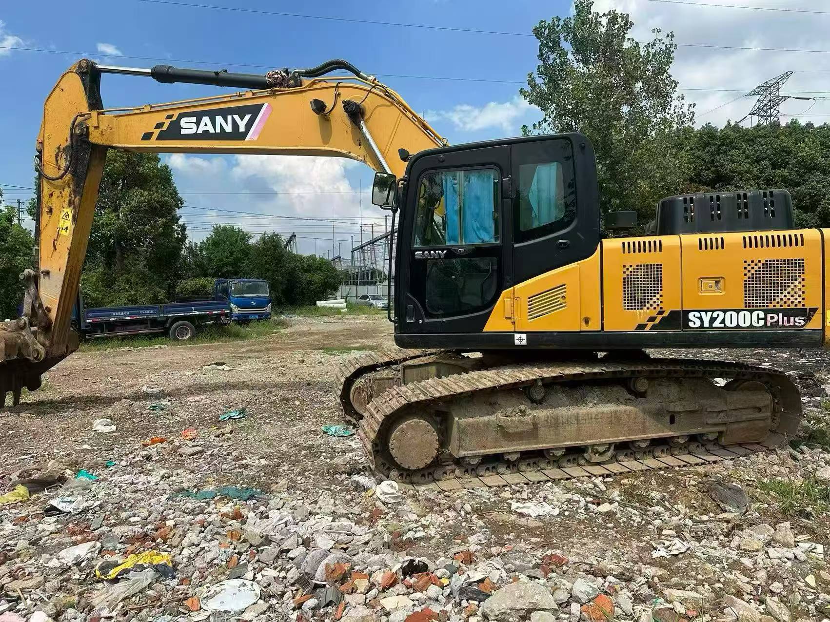 Buy Sany SY200C Used Excavator / 9