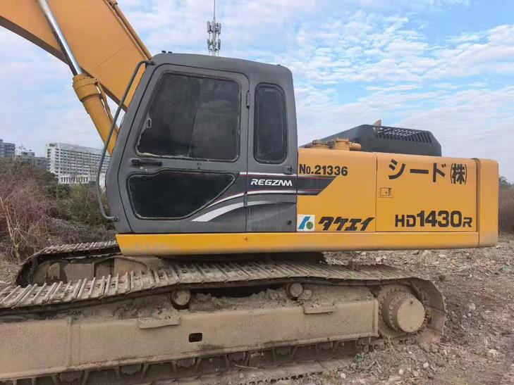Buy Kato HD1430 Used Excavator / 1