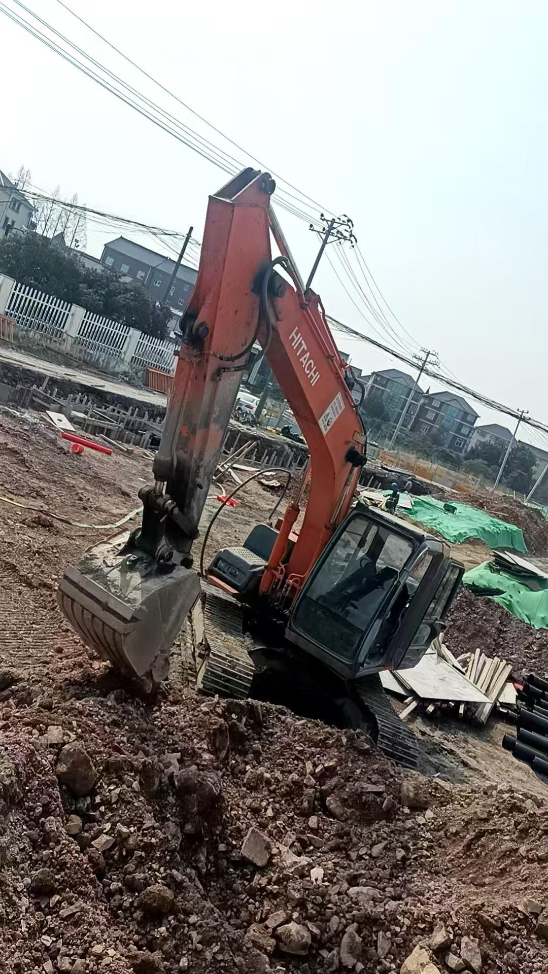 Buy Hitachi EX120-6 Used Excavator / 8