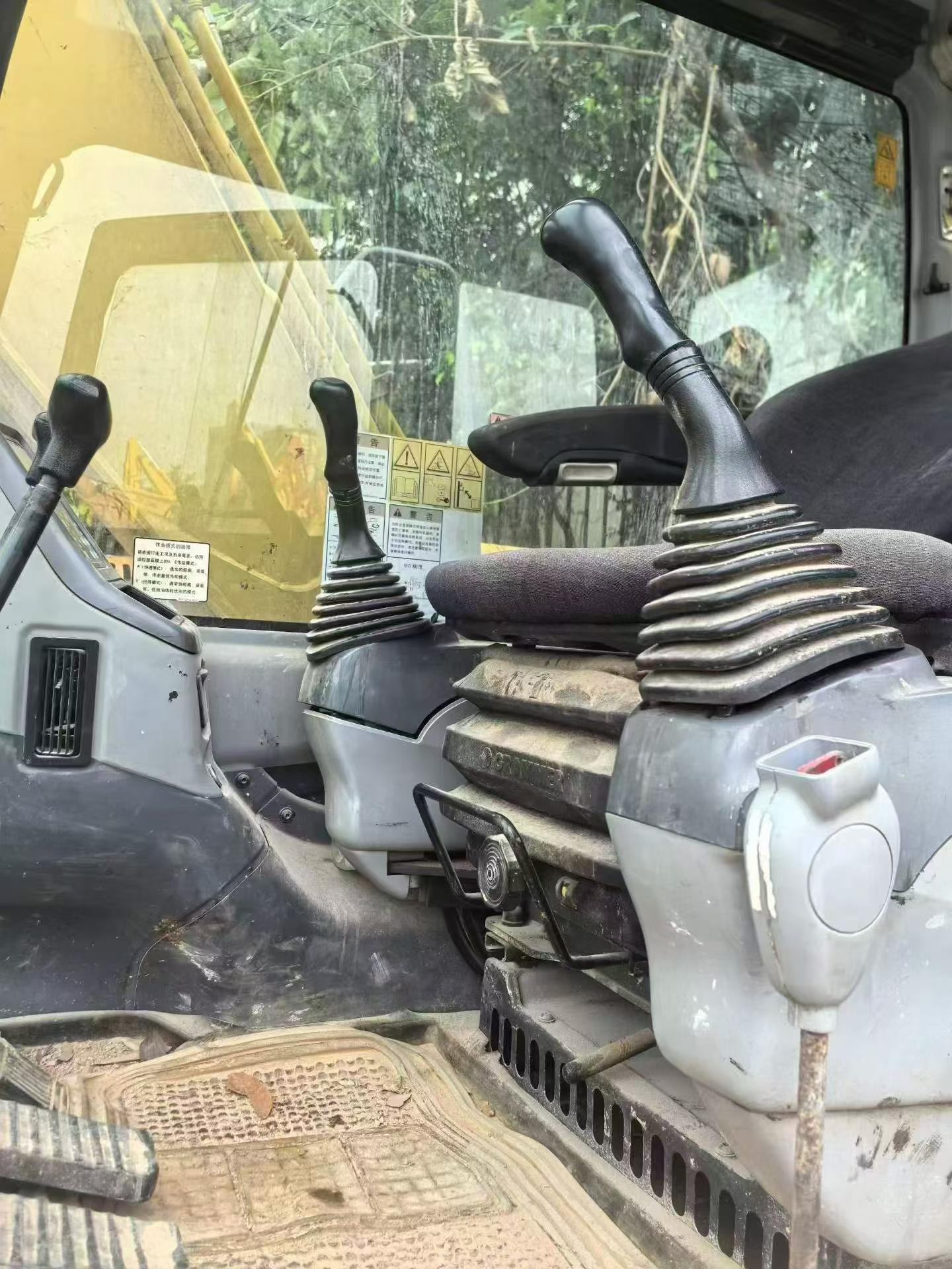 Buy Komatsu PC130-7 Used Excavator / 5