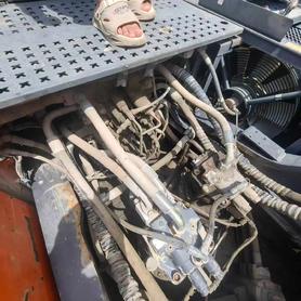 Buy Doosan DX520LC Used Excavator / 2 Buy Doosan DX520LC Used Excavator / 2